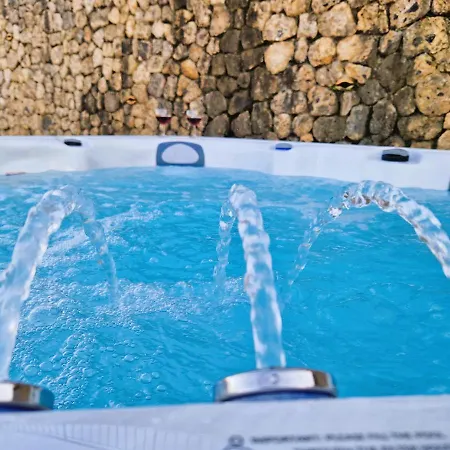 Mare E Monti 빌라 Almiros Beach